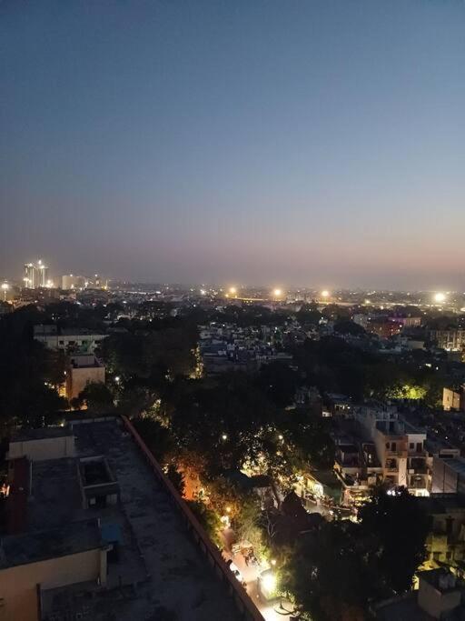 Apartment The Dream House Dlf Moti Nagar New Delhi